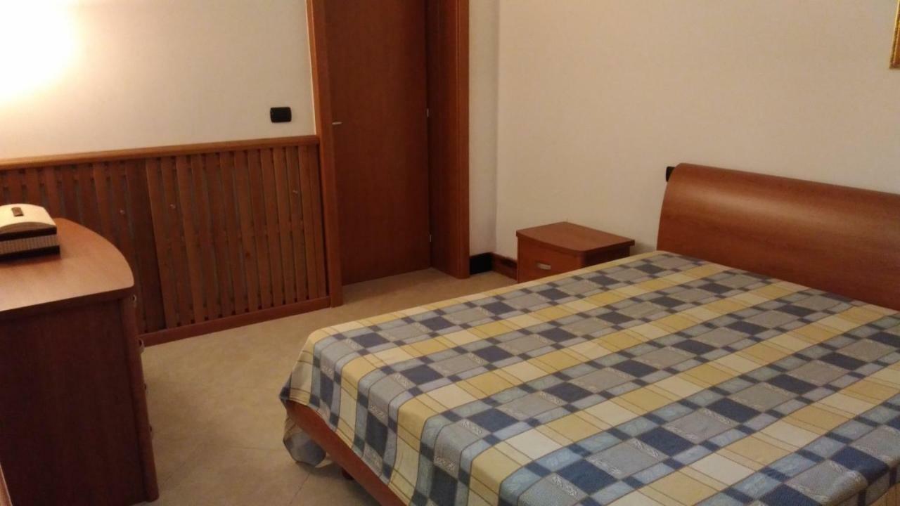 La Pietra Smeraldina Villa Bari Esterno foto